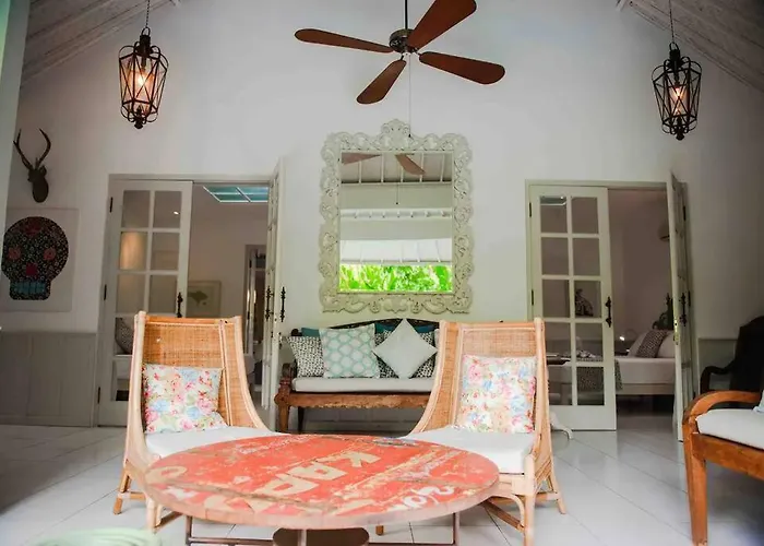 2-br Tropical Pool In - Hideaways Villa *