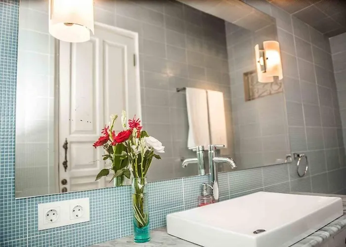 2-br Tropical Pool In - Hideaways Seminyak