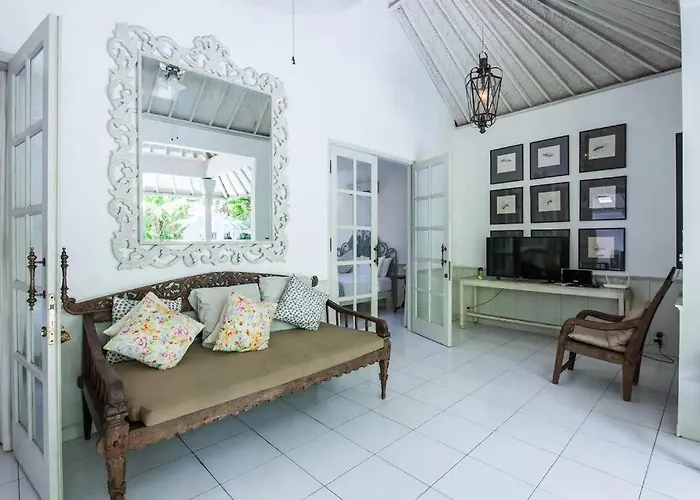 2-br Tropical Pool In - Hideaways Villa
