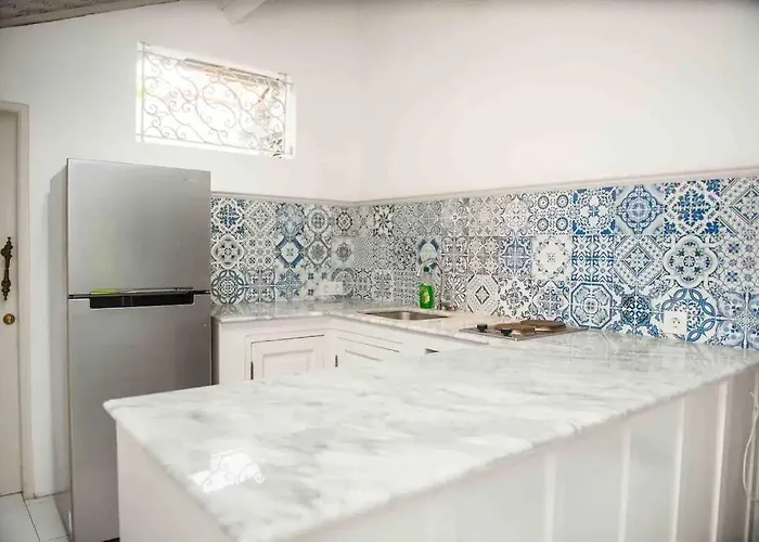 Villa 2-br Tropical Pool In - Hideaways *