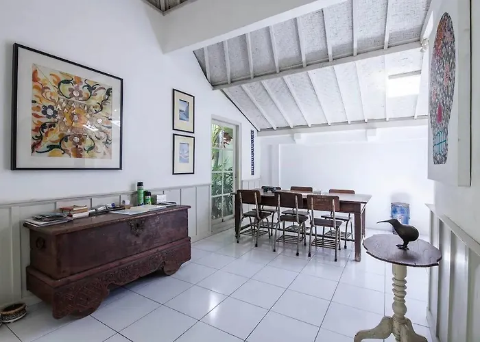 2-br Tropical Pool In - Hideaways