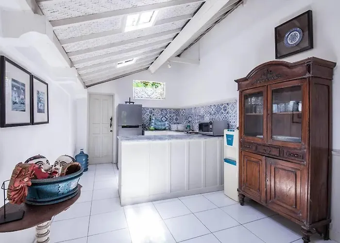 2-br Tropical Pool In - Hideaways Villa